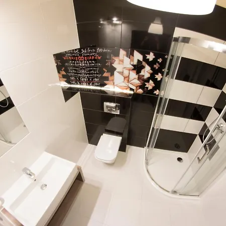 Yourplace M57 شقة فندقية كراكوفيا