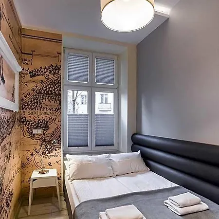 Ξενοδοχείο με διαμερίσματα Yourplace M57 4*