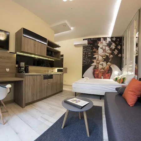 Yourplace M57 3* كراكوفيا