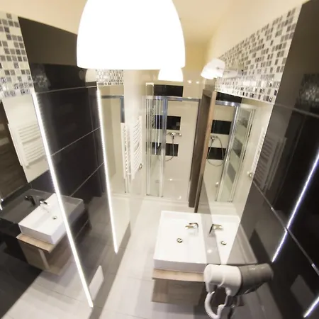 Yourplace M57 كراكوفيا
