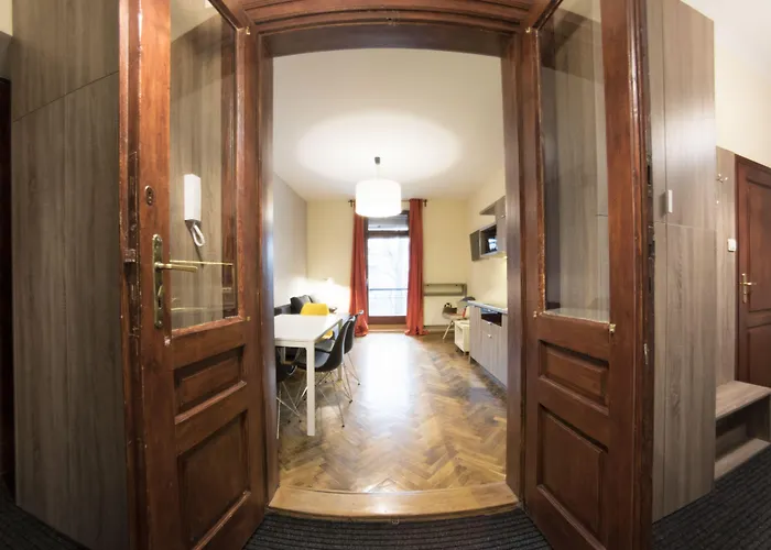 Apartahotel Yourplace M57 3*