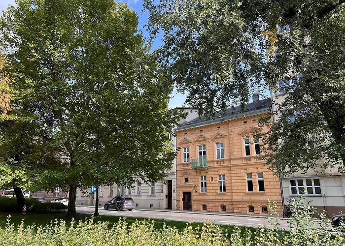 Yourplace M57 Apartahotel 3*